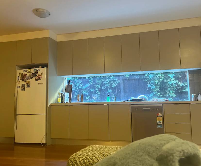 Furnished room with ensuite in a flatshare