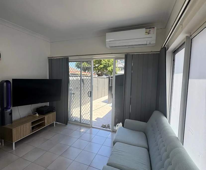 Furnished room granny flat for rent