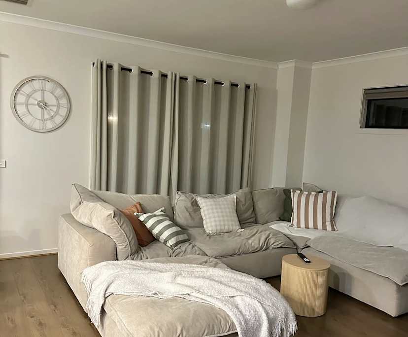 Furnished room with own bathroom