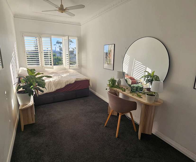 Furnished room in a share house