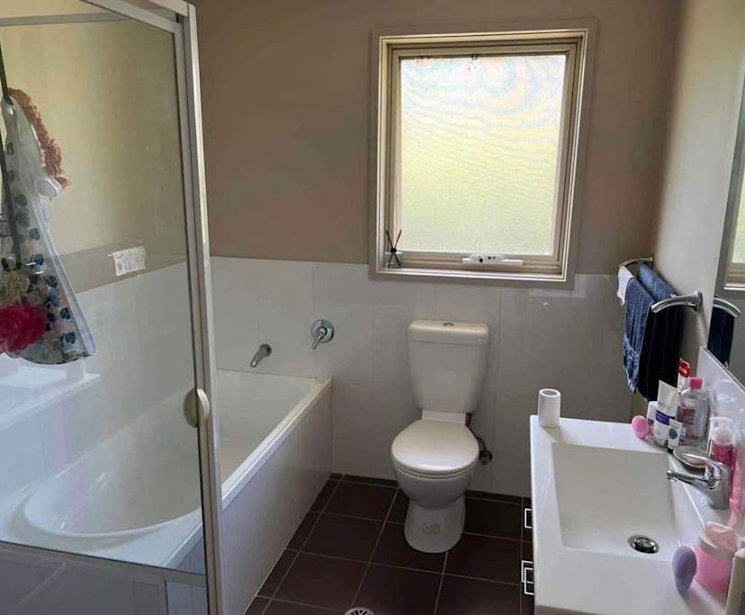 Room in a share house