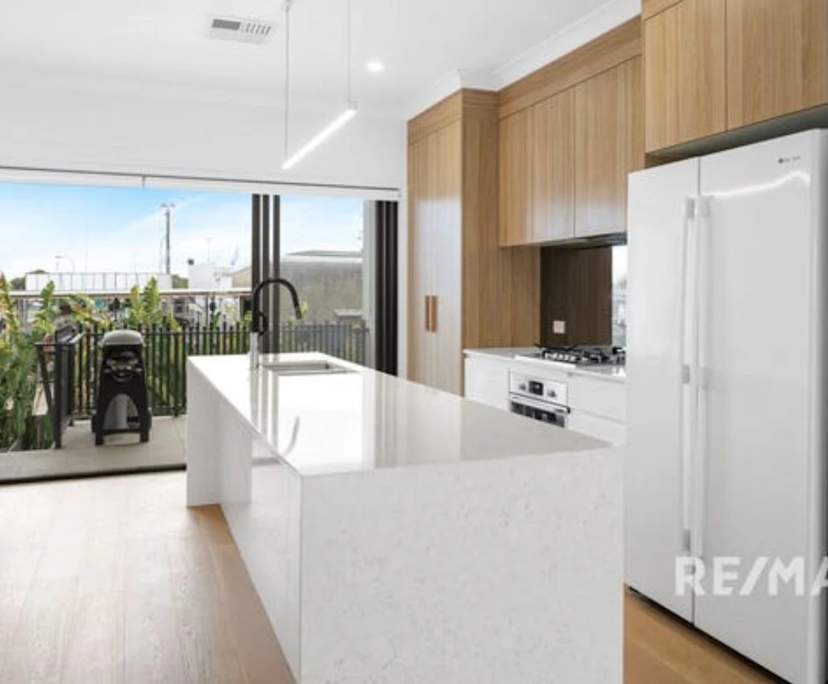 Unfurnished room with ensuite in a share house