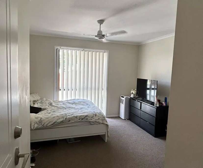 Unfurnished room in a share house