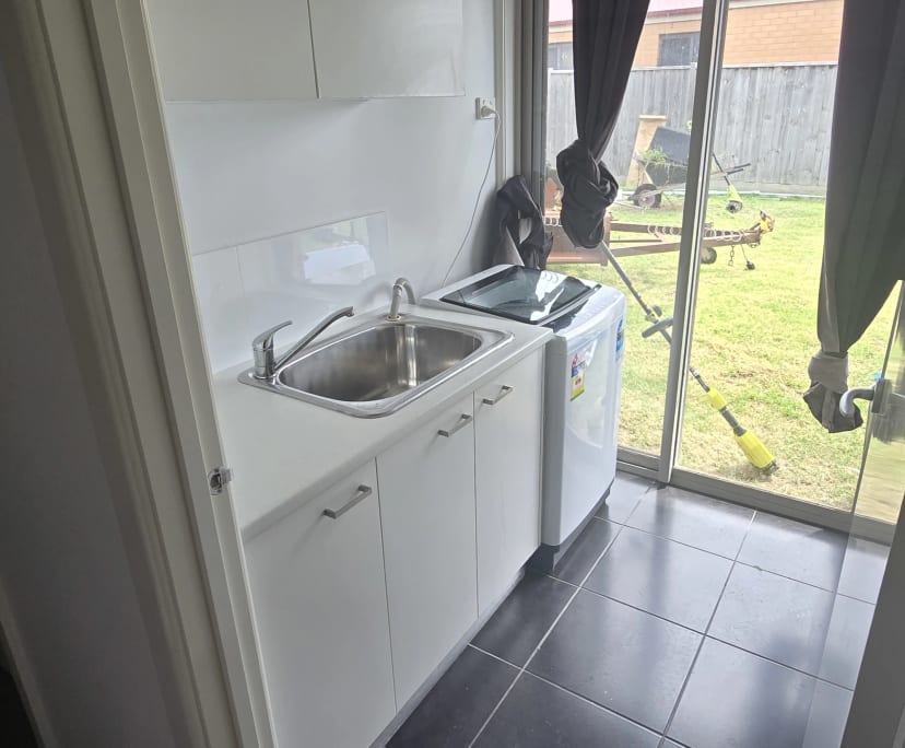 $250, Share-house, 4 bathrooms, Bairnsdale VIC 3875
