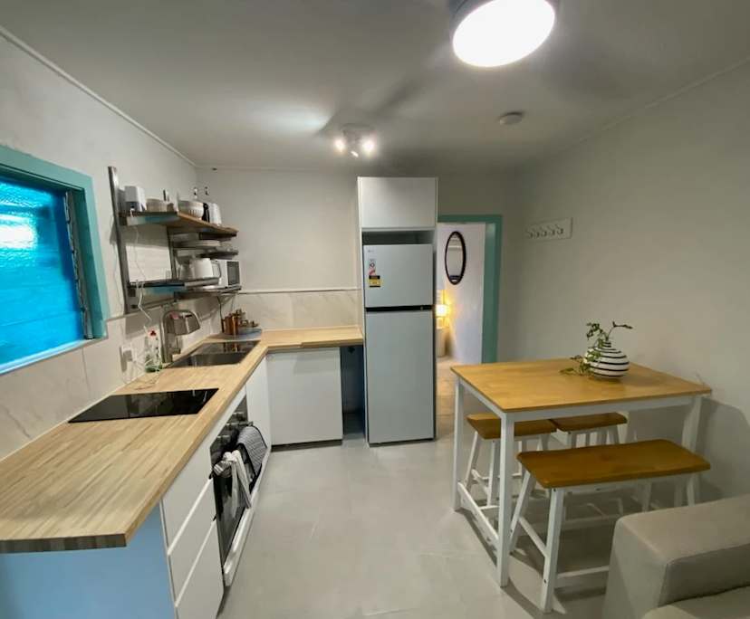 $480, Studio, 1 bathroom, Yorkeys Knob QLD 4878