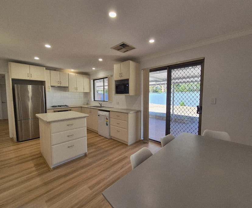 $500, Share-house, 4 bathrooms, Como WA 6152