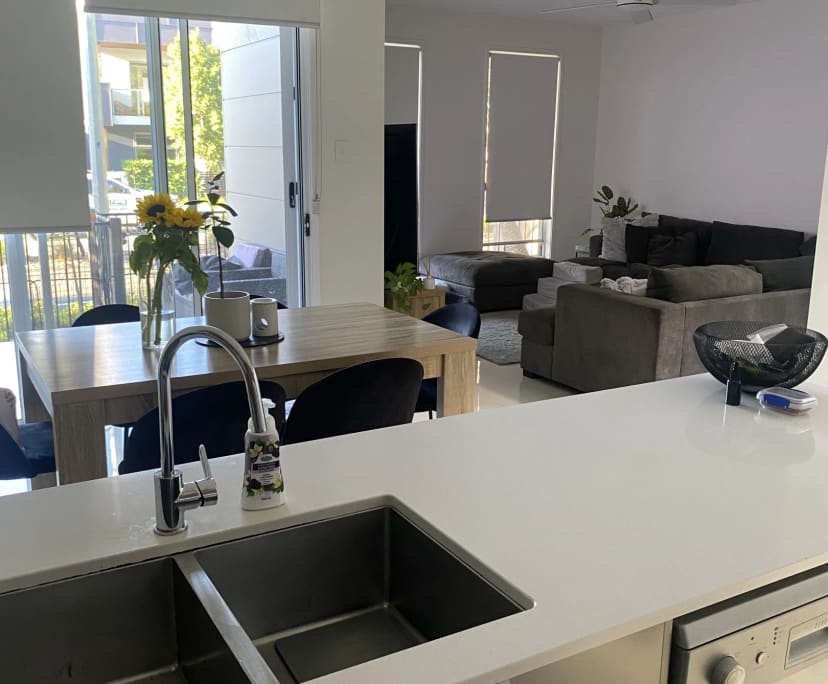 Unfurnished room in a share house