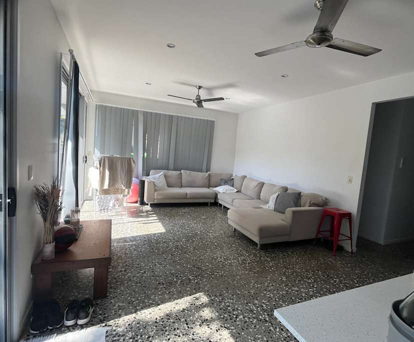 Unfurnished room in a share house
