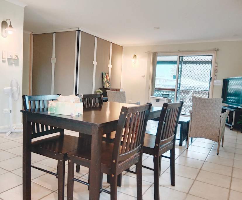 $240, Share-house, 3 bathrooms, Earlville QLD 4870