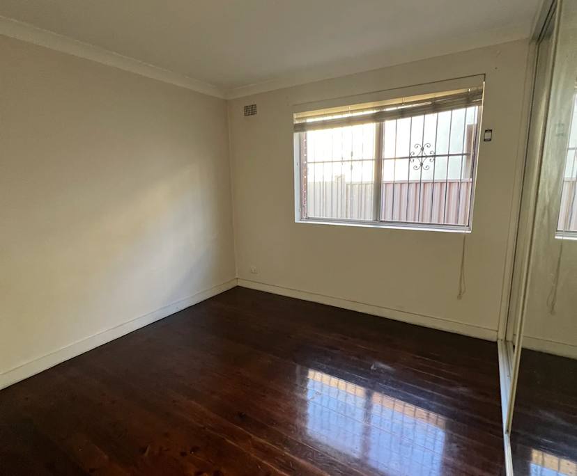 $300, Flatshare, 2 bathrooms, Belmore NSW 2192