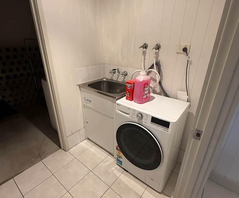 $340, Share-house, 5 bathrooms, Woolloongabba QLD 4102