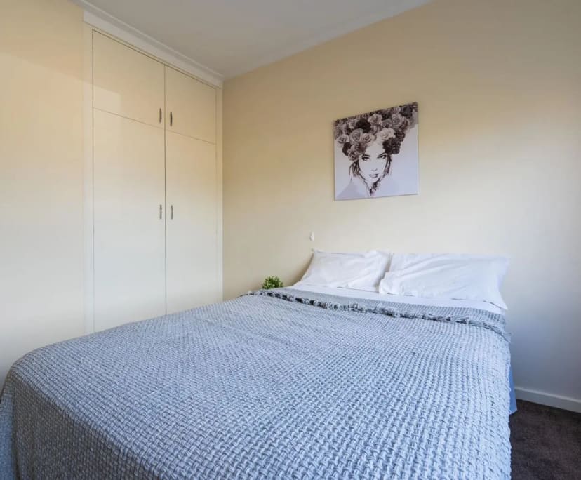 $875, Whole-property, 3 bathrooms, Balaclava VIC 3183