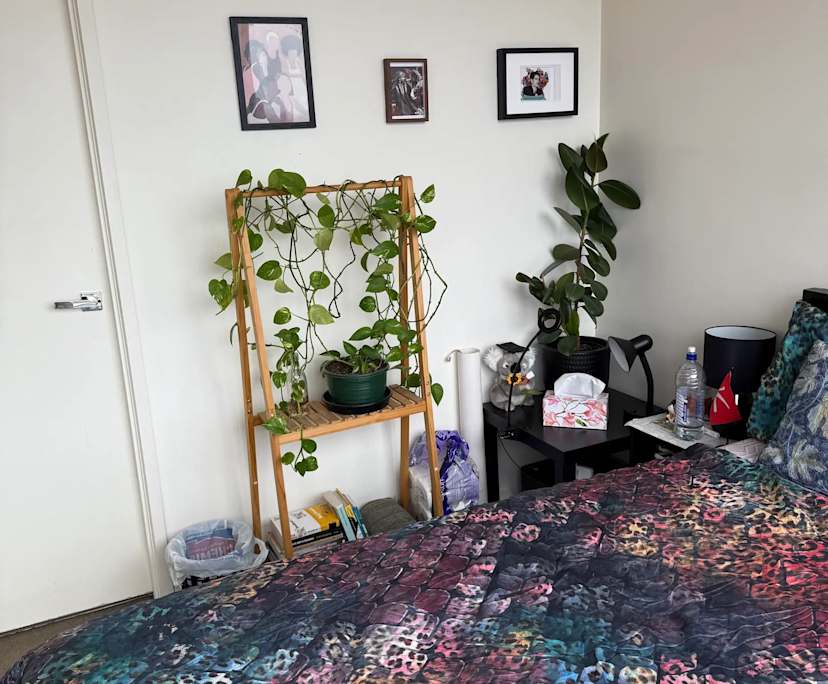 Furnished room with own bathroom
