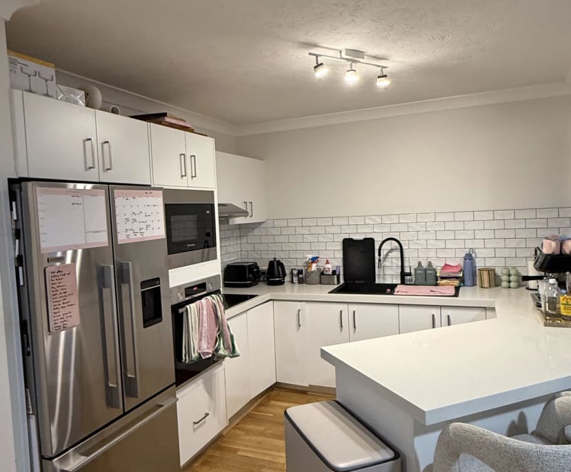 Furnished room in a flatshare