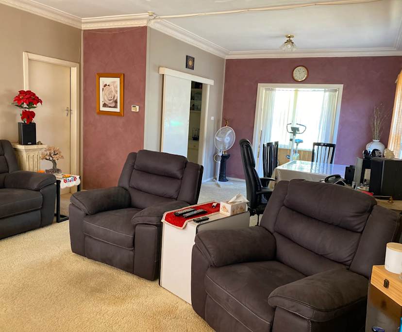 $400, Student-accommodation, 4 bathrooms, Figtree NSW 2525