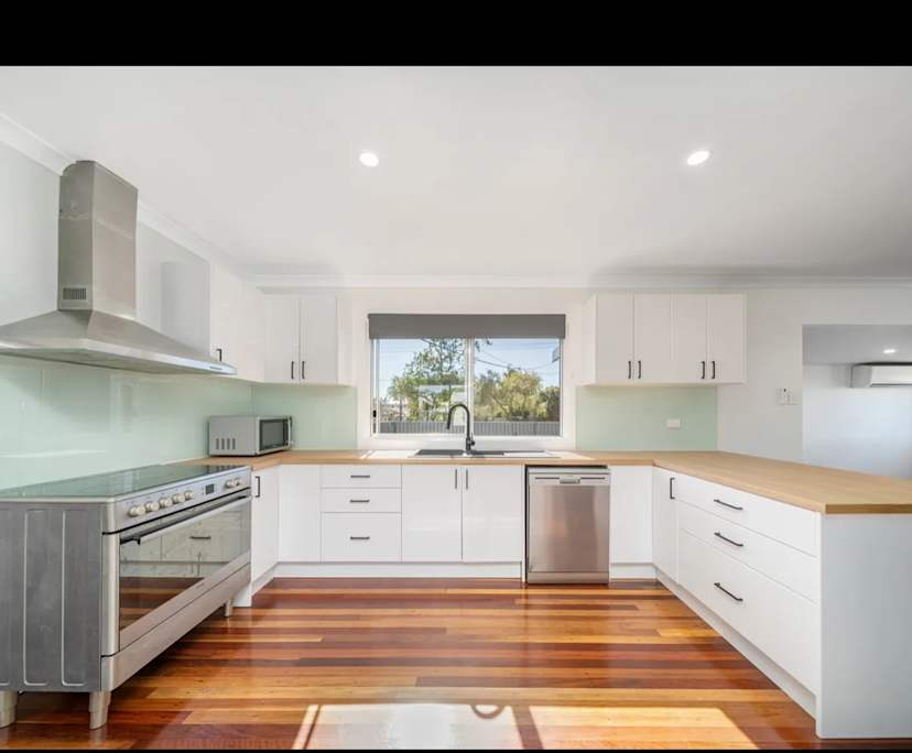 Room in a share house