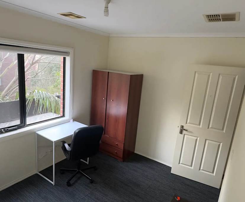 $300, Share-house, 6 bathrooms, Flemington VIC 3031