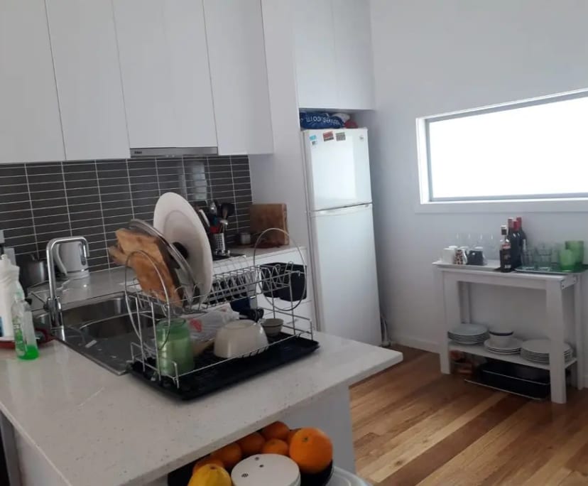 Room in a share house