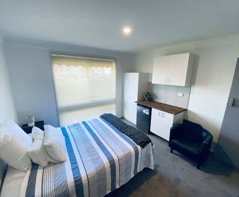 $250, Share-house, 6 bathrooms, Morwell VIC 3840