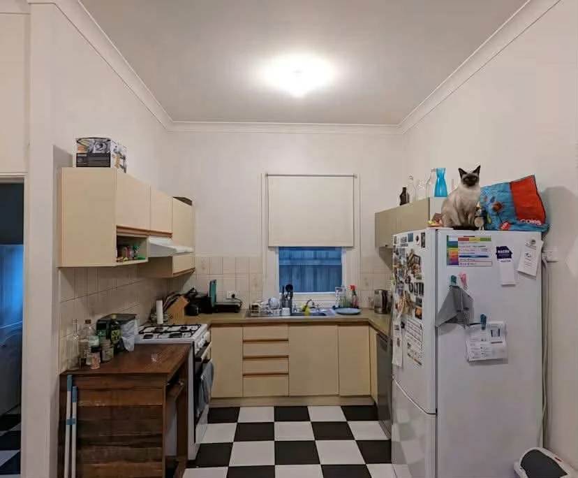 Unfurnished room in a share house