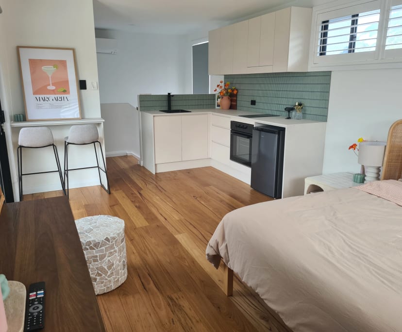 Furnished room granny flat for rent