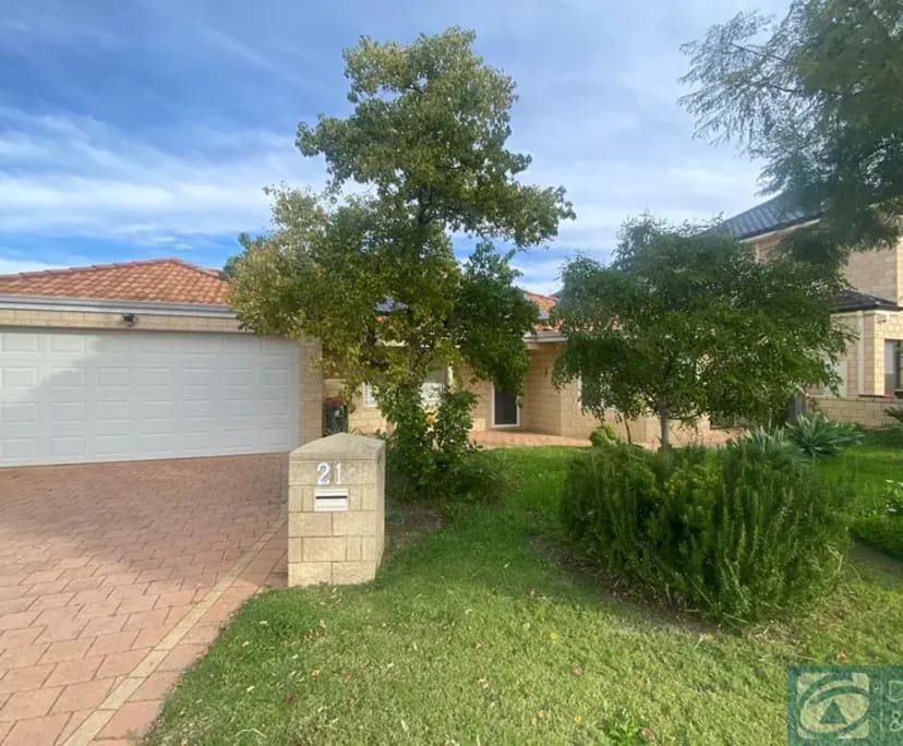 2 Rooms for Rent in Stirling, Perth 300, Flexible...