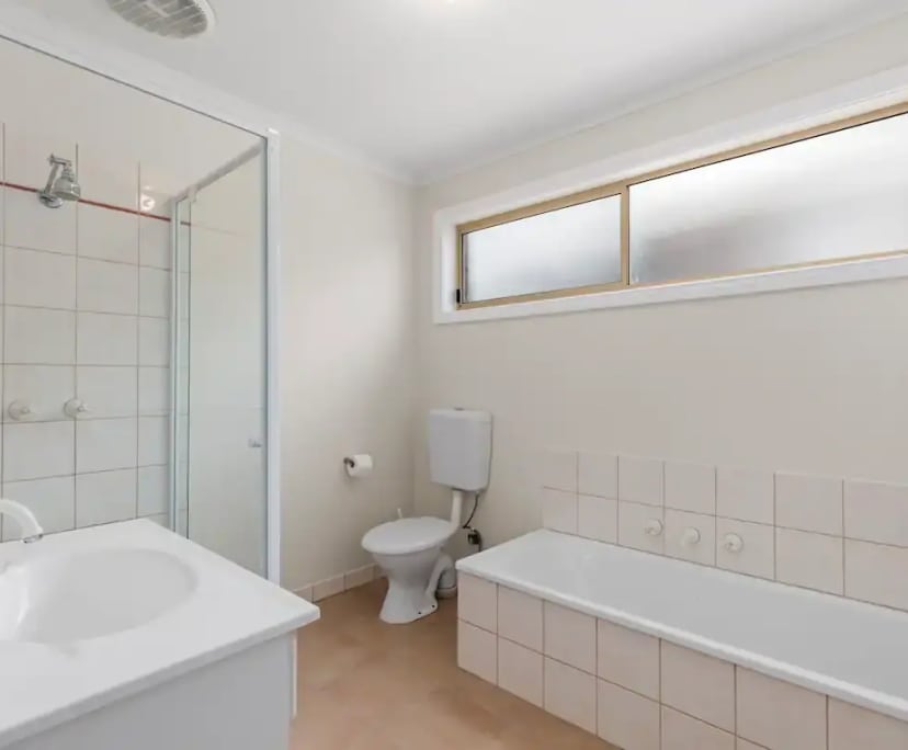 $220, Share-house, 3 bathrooms, Clifton Springs VIC 3222