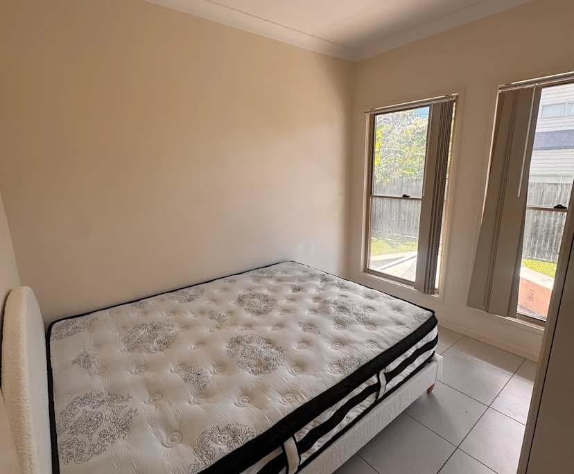 $330, Share-house, 5 bathrooms, Chelmer QLD 4068
