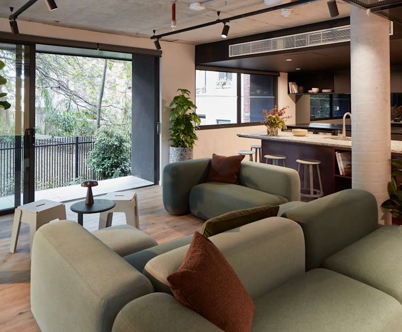 $750, Studio, 1 bathroom, Erskineville NSW 2043