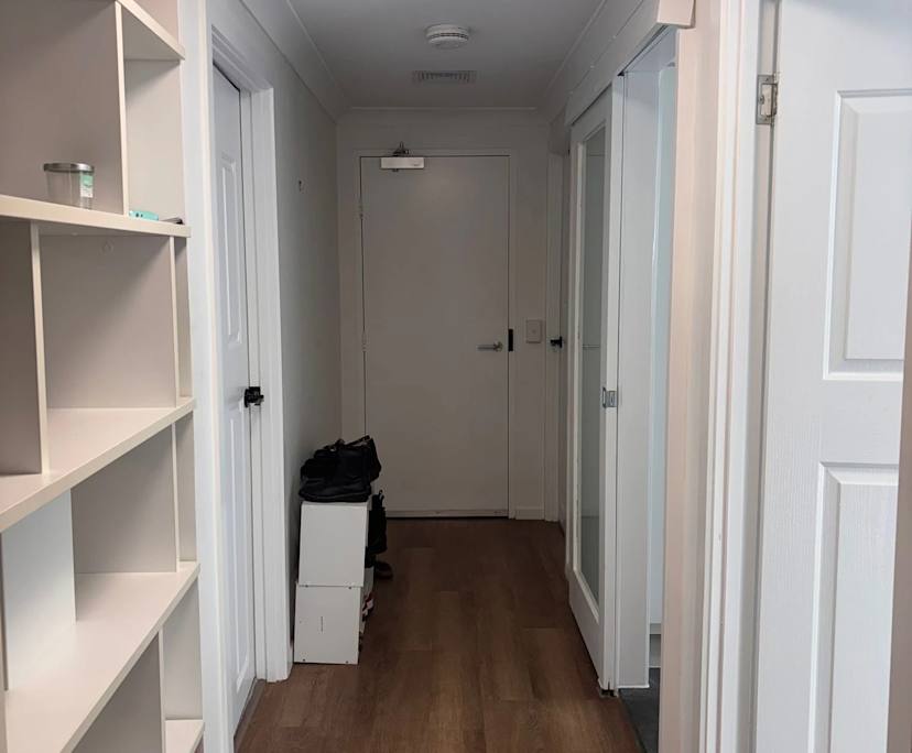 $300, Flatshare, 3 bathrooms, West End QLD 4101