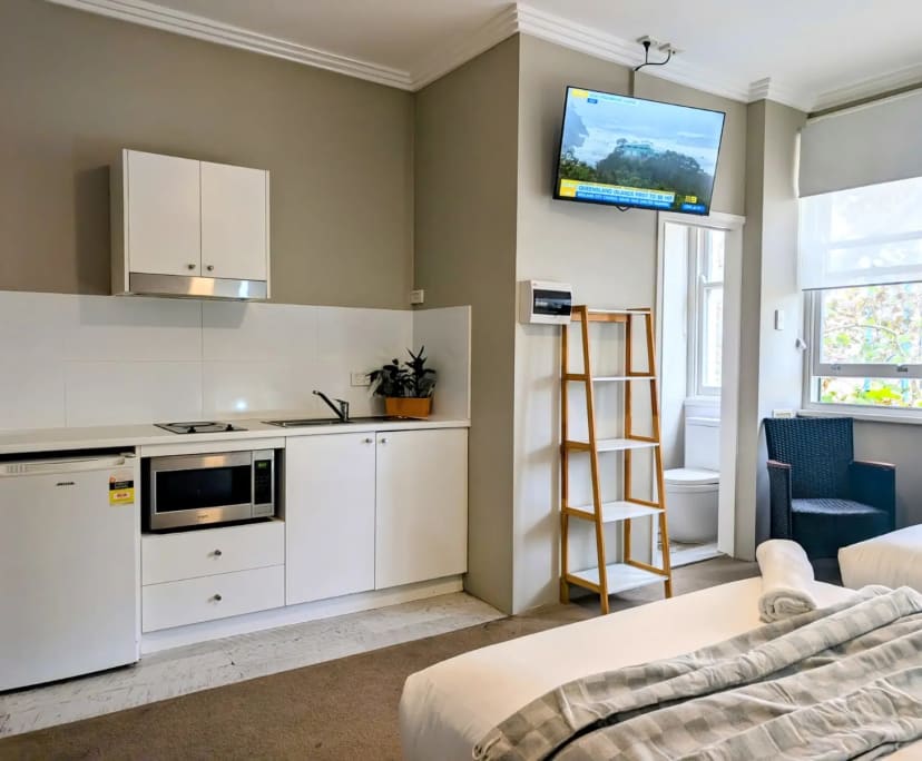 $800, Flatshare, 6 bathrooms, Potts Point NSW 2011