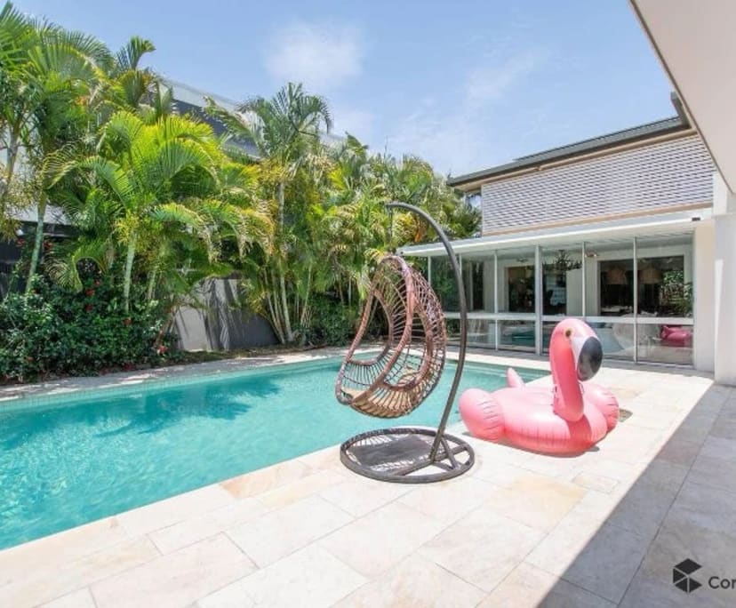 Room for Rent in Surfers Paradise, Gold Coast 350...