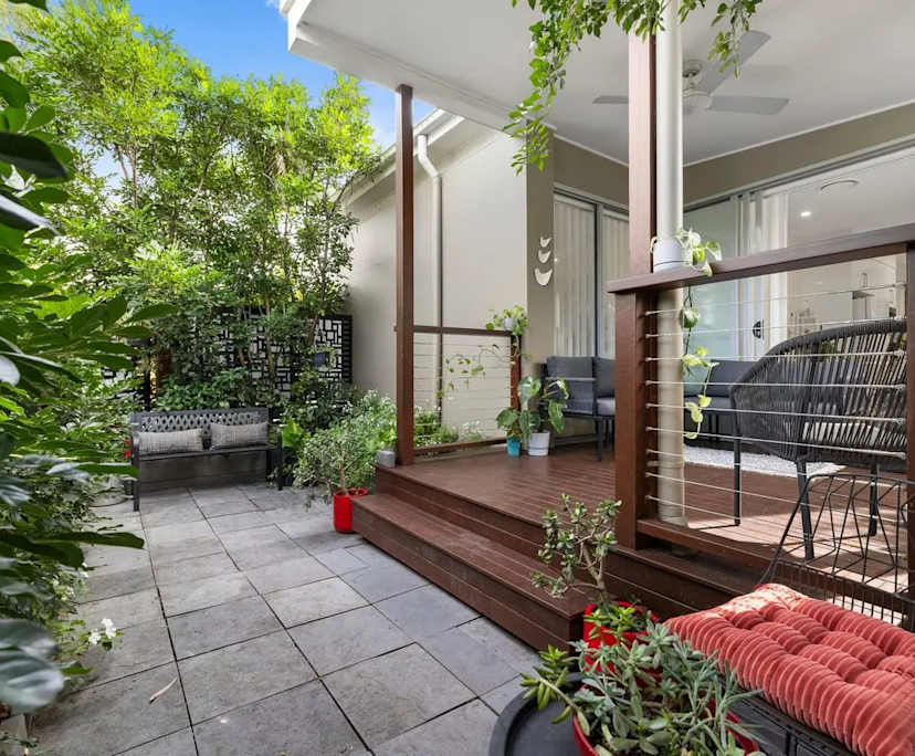 $300, Share-house, 3 bathrooms, Toowong QLD 4066