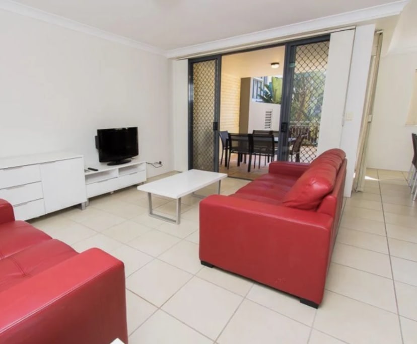 Furnished room with ensuite in a flatshare