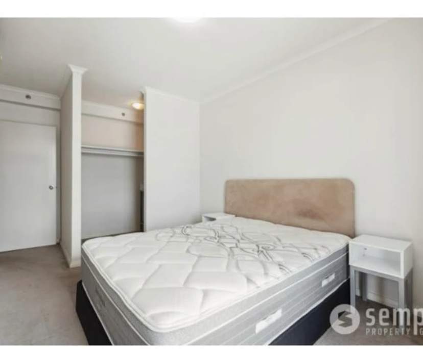 Whole property with 2 rooms for rent