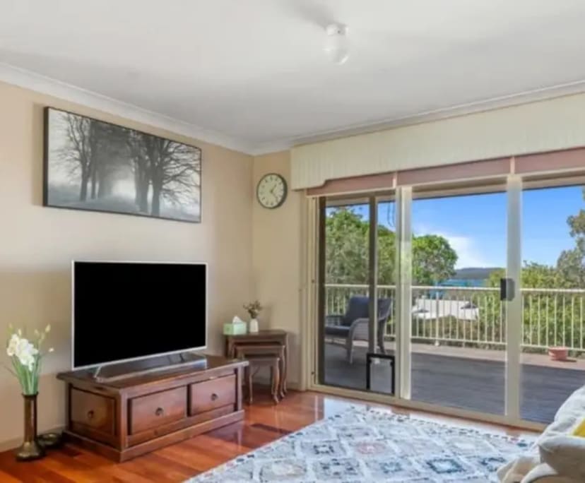 $250, Share-house, 3 bathrooms, Sunshine NSW 2264