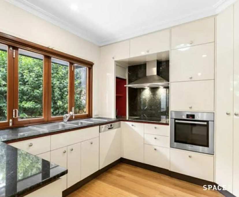 $410, Share-house, 3 bathrooms, Spring Hill QLD 4000