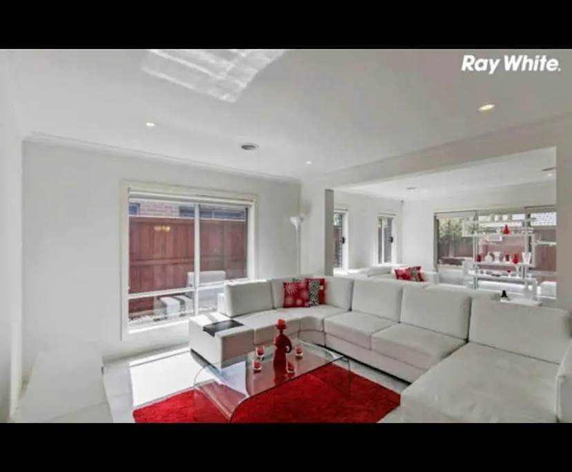 Unfurnished room in a share house