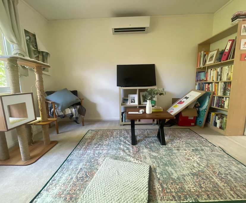 Unfurnished room in a share house