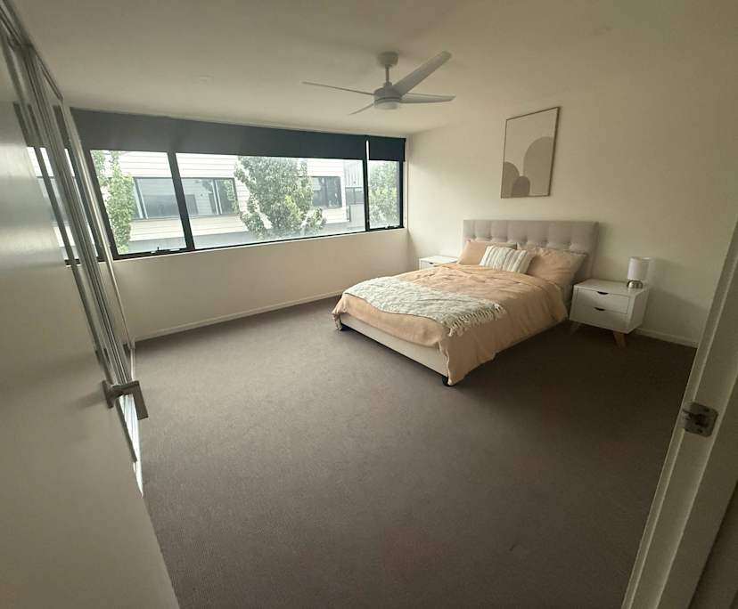 Furnished room with ensuite in a share house