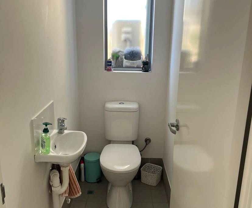 $300, Share-house, 4 bathrooms, Innaloo WA 6018