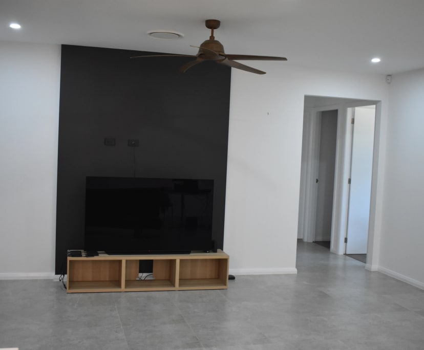Unfurnished room in a share house