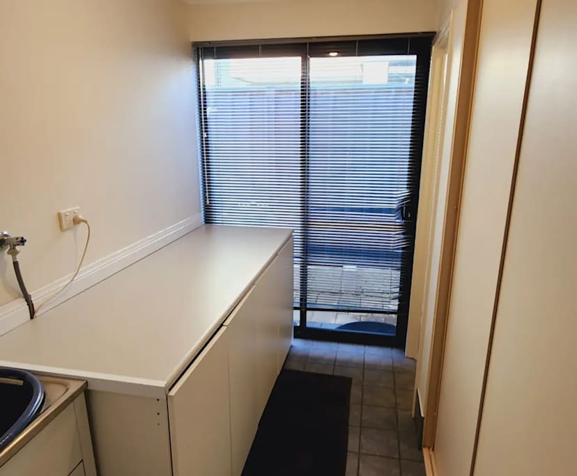 $450, Share-house, 3 bathrooms, Innaloo WA 6018