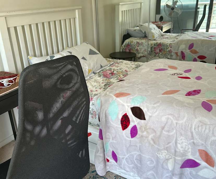 Furnished room with own bathroom