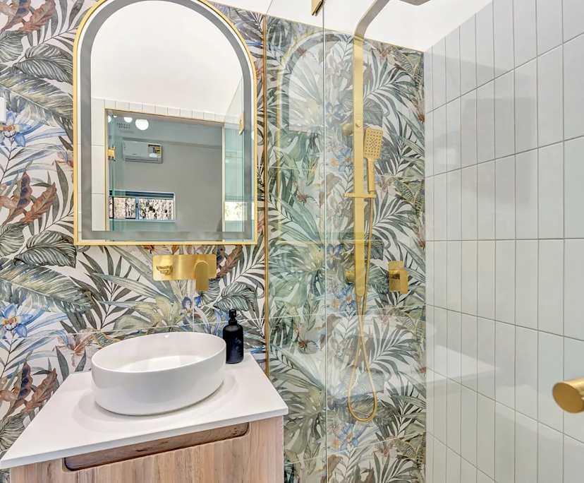 $1,500, Whole-property, 3 bathrooms, St Kilda VIC 3182