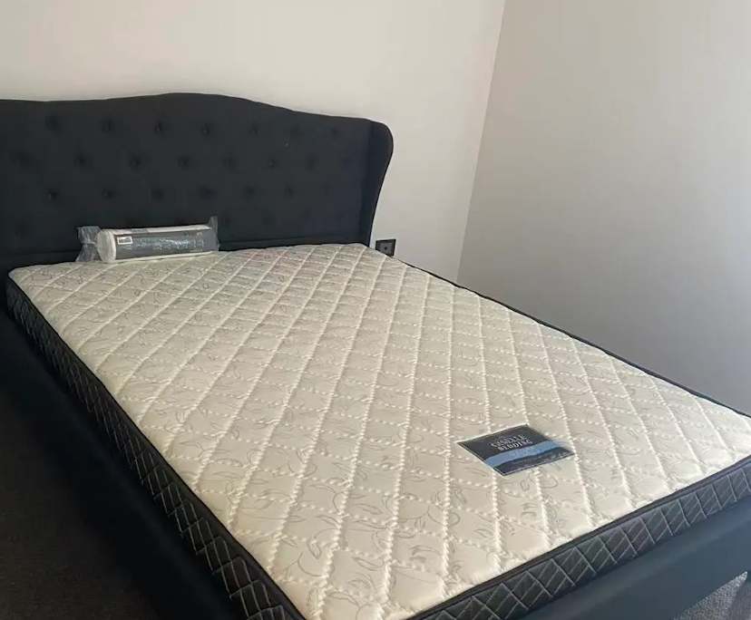 $820, 1-bed, 1 bathroom, Petersham NSW 2049