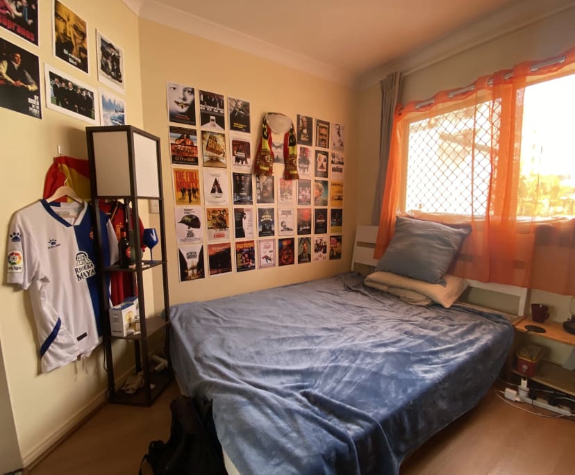 Room for Rent in Spring Hill, Brisbane 310, Furni...