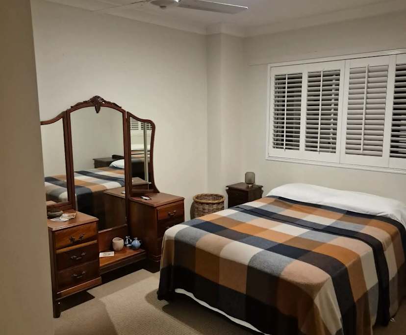 $300, Flatshare, 3 bathrooms, Clayfield QLD 4011