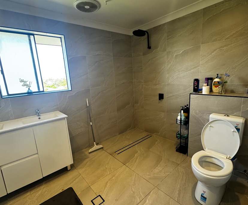$250, Share-house, 3 bathrooms, Tumbi Umbi NSW 2261