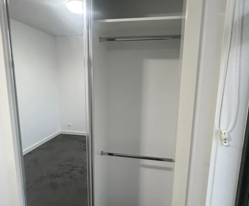 Unfurnished room in a share house